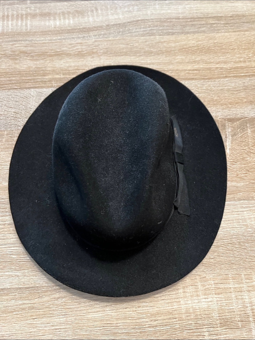 Scala Wool Hat - Black Exterior with Burgundy Lining, size L 🎩🐈‍⬛